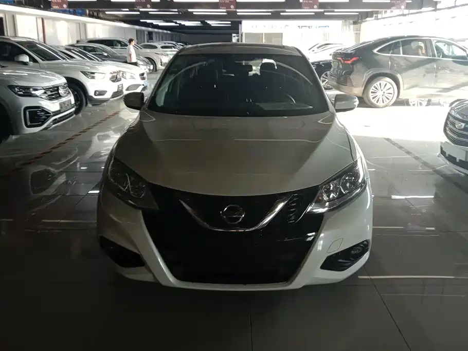 Nissan Tiida 2018
