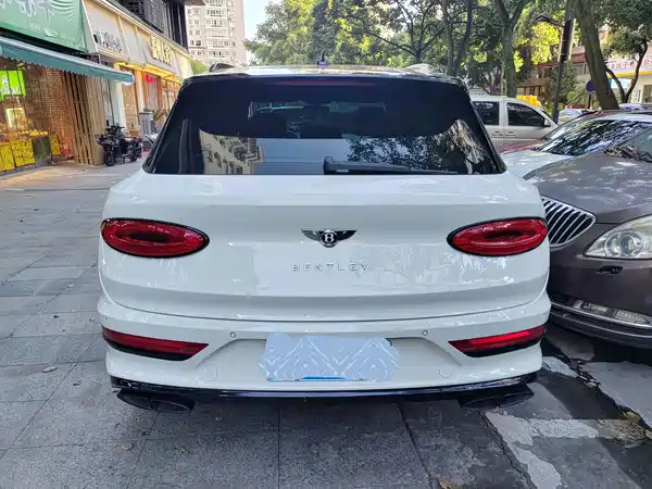 Bentley Bentayga 2021