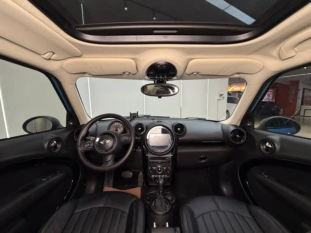 MINI Countryman 2016