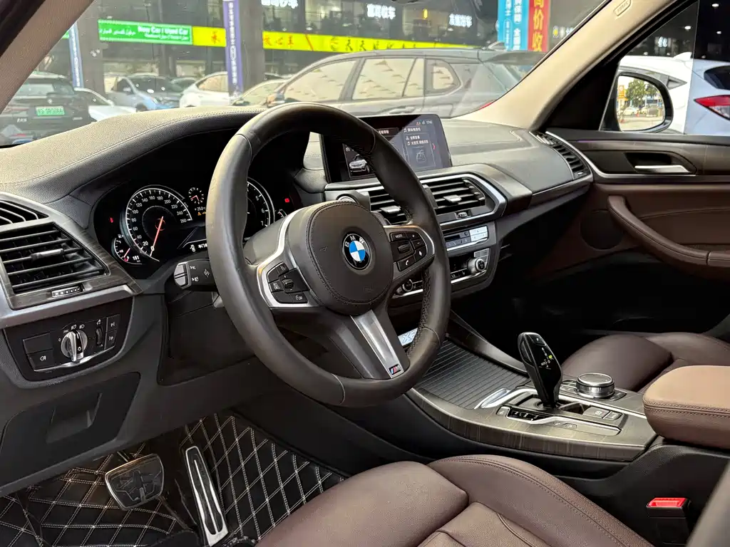 BMW X3 2019 — фото 11
