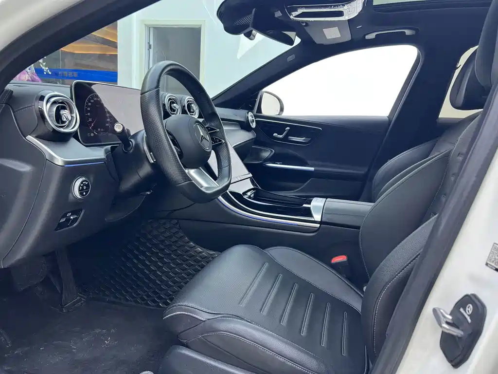 Mercedes-Benz C-Class 2022 — фото 12