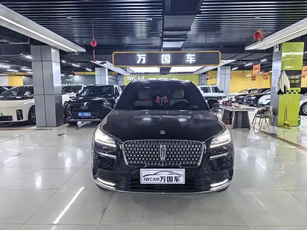 Lincoln Corsair 2021