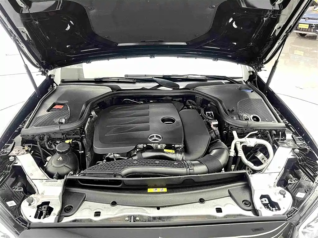 Mercedes-Benz E-Class 2024 — фото 17