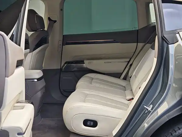 Zeekr 7X 2025