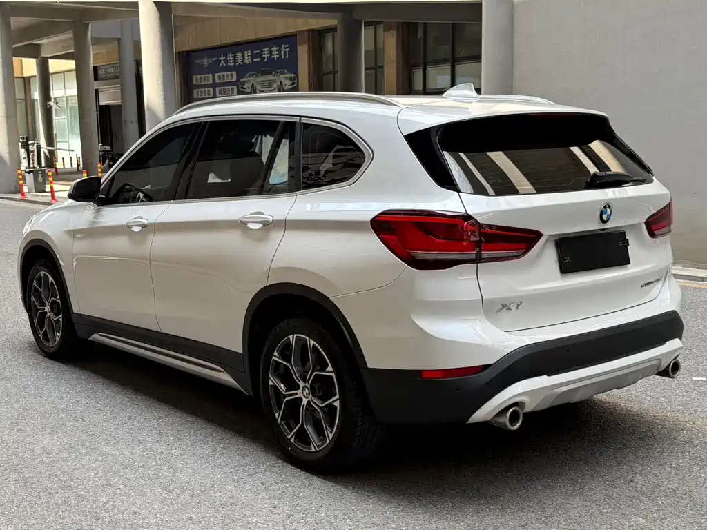 BMW X1 2022 — фото 6