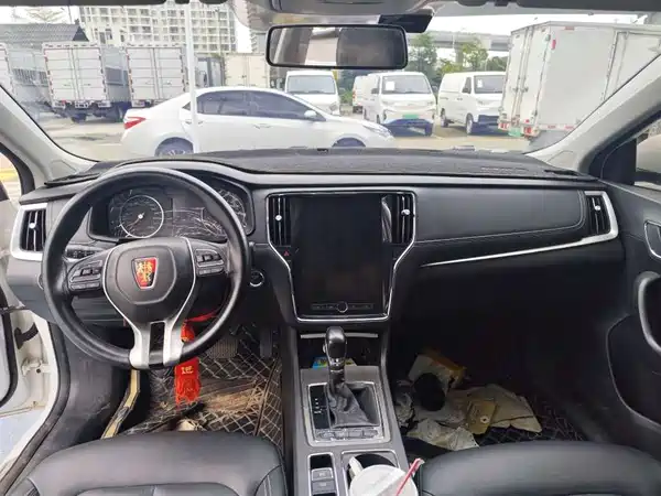 Roewe i6 Classic 2021