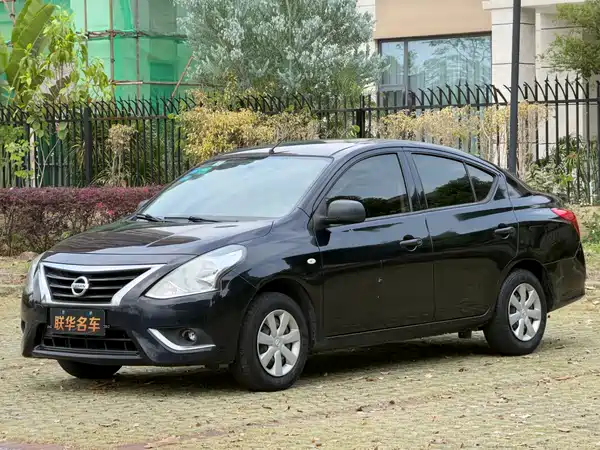 Nissan Sunny 2016