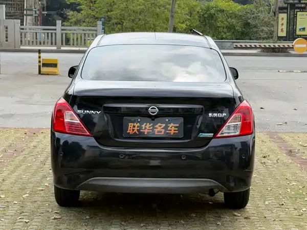 Nissan Sunny 2016