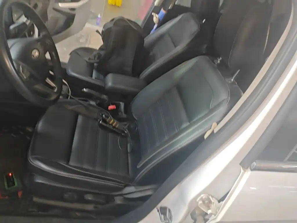 Ford EcoSport 2018 — фото 15