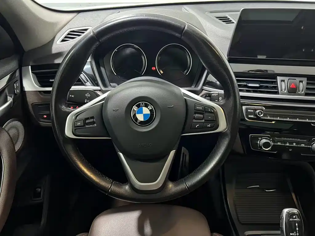 BMW X1 2020 — фото 14