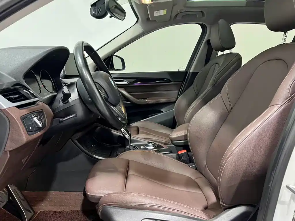 BMW X1 2020 — фото 11
