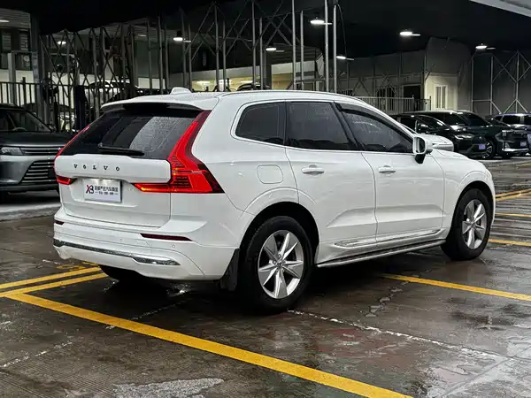 Volvo XC60 2021