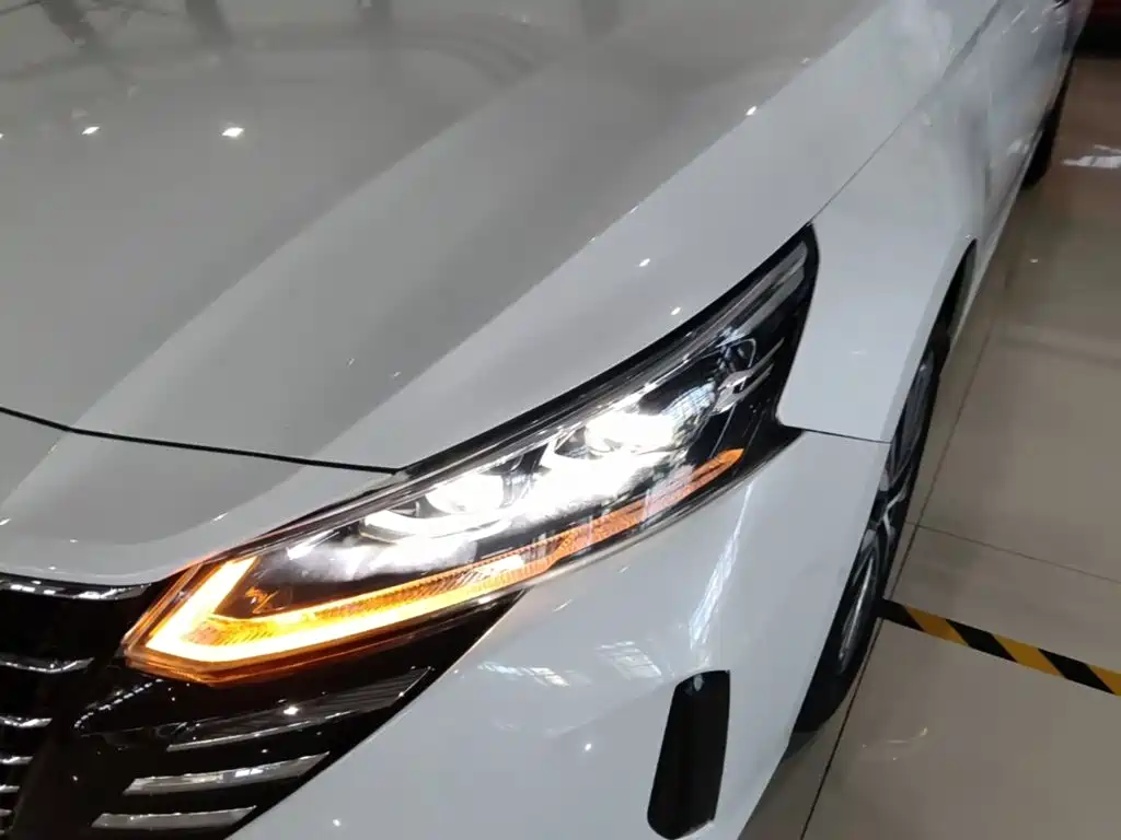 Nissan Teana 2023 — фото 24