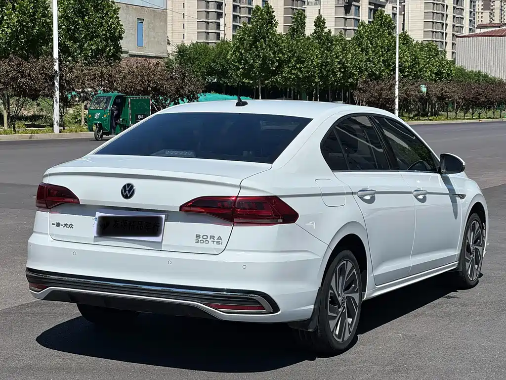 Volkswagen Bora 2023
