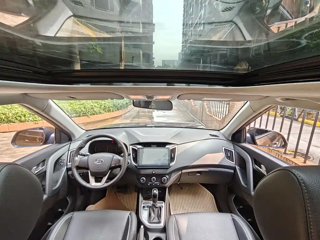 Hyundai ix25 2016 — фото 18