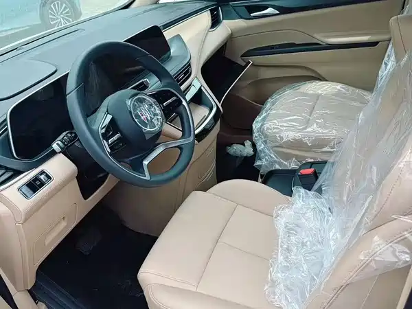 Buick GL8 2025