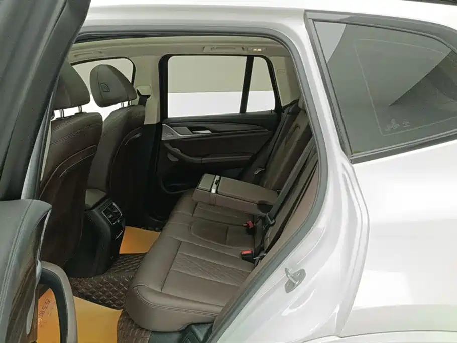 BMW X3 2021 — фото 11