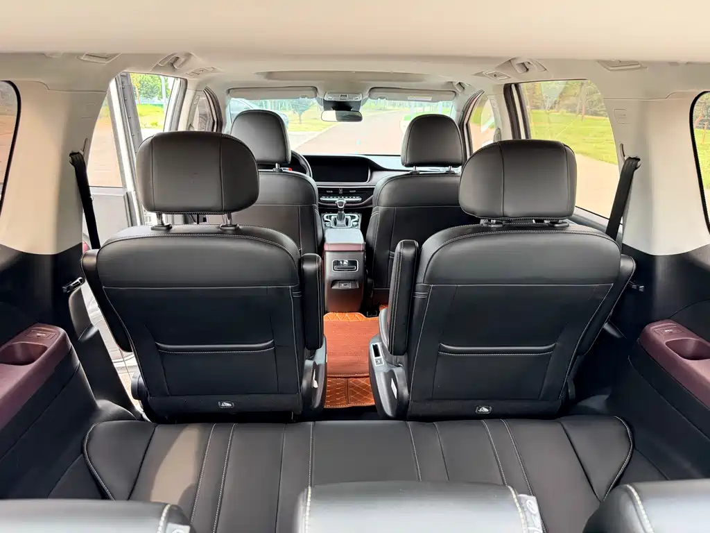 GAC Motor Trumpchi M6 2021 — фото 10