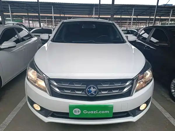 Venucia T70 2016