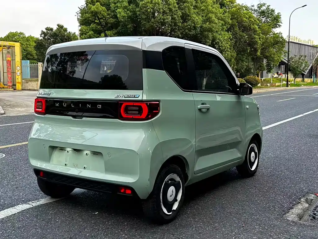 Wuling MINIEV 2021