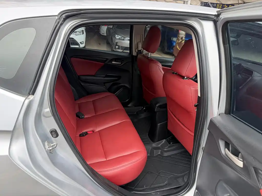 Honda Fit 2015 — фото 12