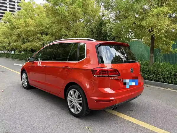 Volkswagen Golf Jialu 2016