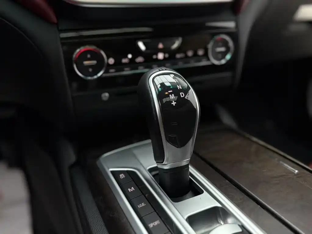 Maserati Ghibli 2016 — фото 15