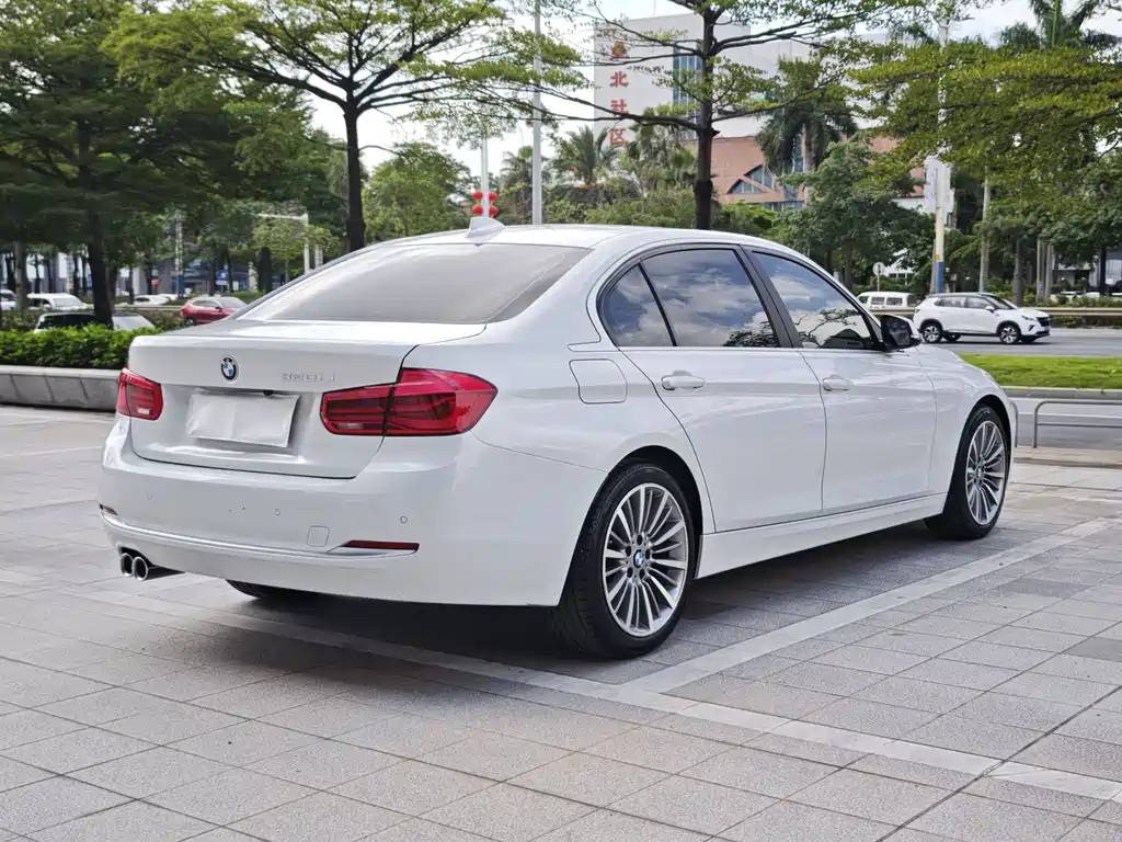 BMW 3 Series 2019