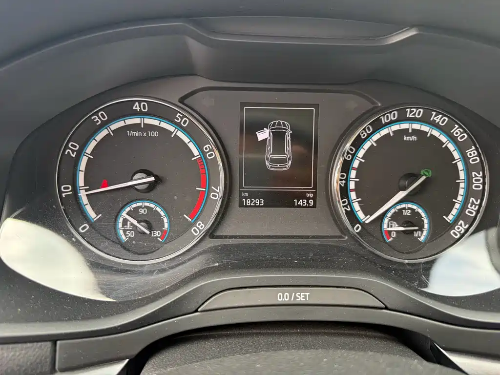 Skoda Karoq 2020 — фото 13