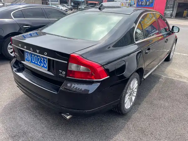 Volvo S80L 2013