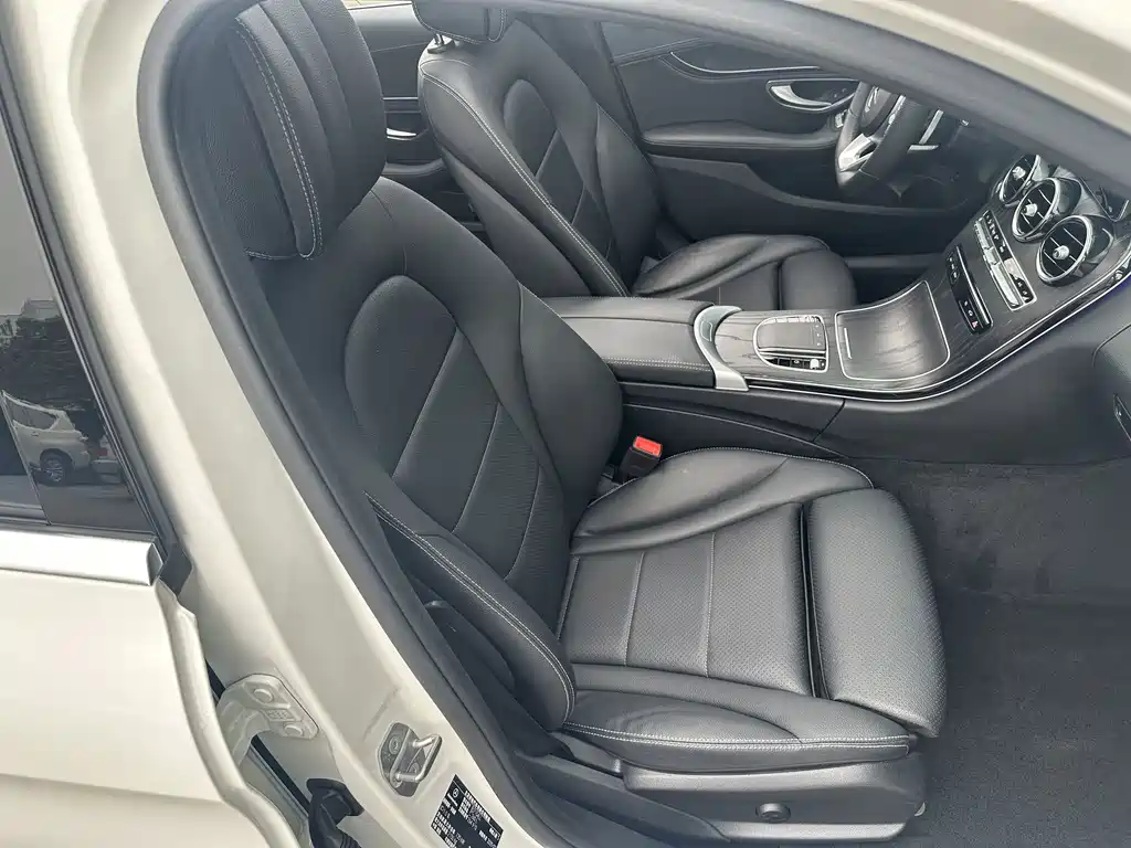 Mercedes-Benz C-Class 2020 — фото 25