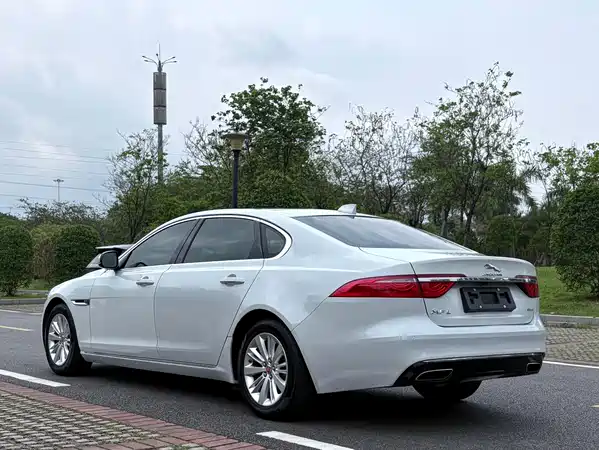 Jaguar XFL 2016