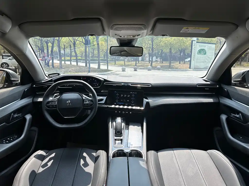 Peugeot 508 2023 — фото 17
