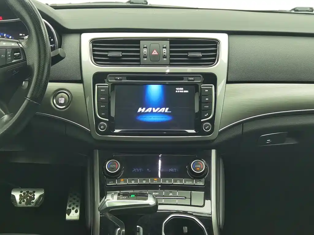 Haval H8 2018 — фото 12