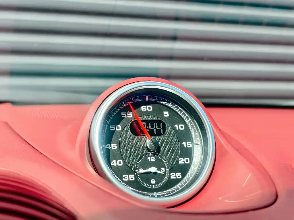 Porsche 718 2024 — фото 10