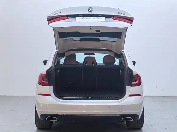 BMW 6 Series GT 2024