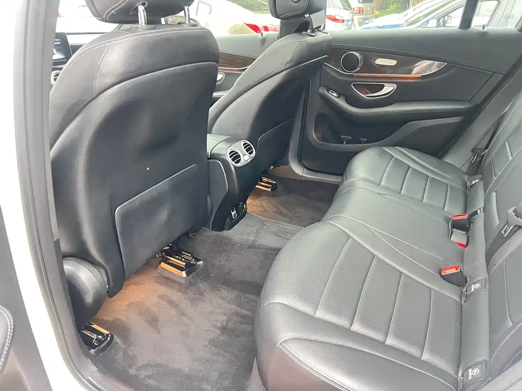 Mercedes-Benz GLC 2019 — фото 10
