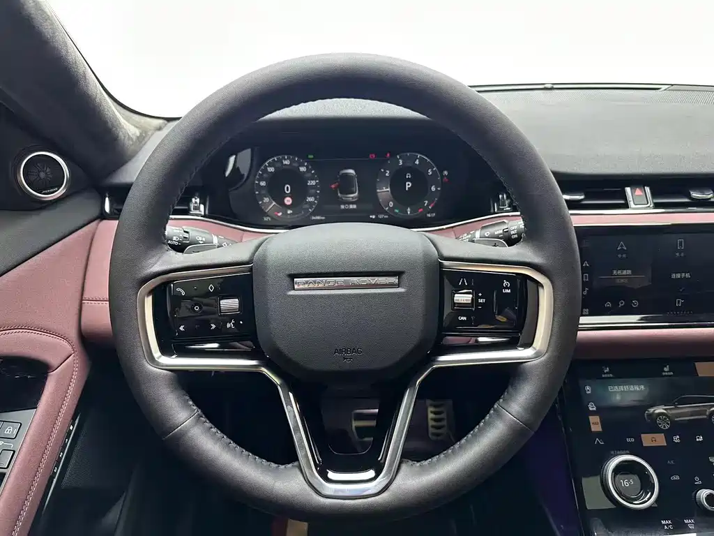 Land Rover Range Rover Evoque 2023 — фото 15