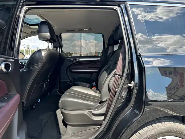GAC Trumpchi M6 2022