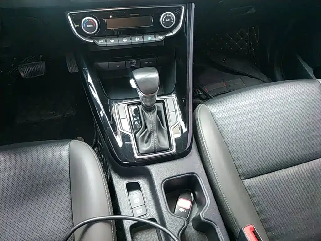 Kia Sportage 2018 — фото 14