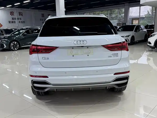 Audi Q3 2022