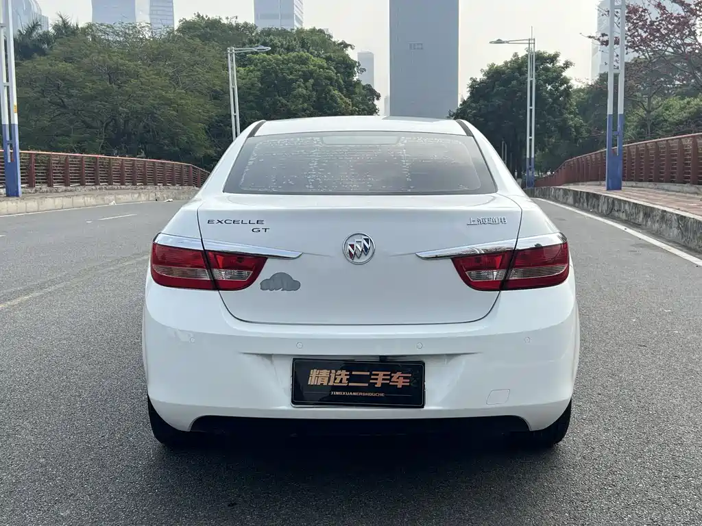 Buick Excelle 2015 — фото 15
