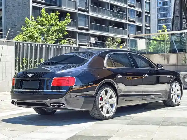 Bentley Flying Spur 2017