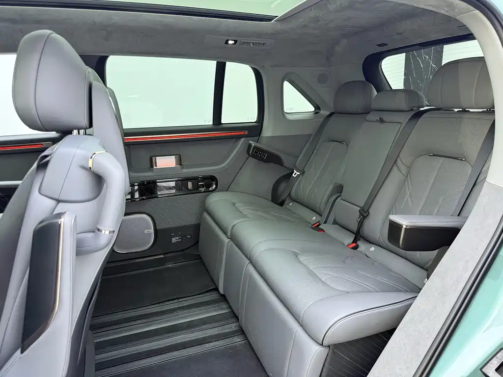 Zeekr MIX 2026 — фото 14