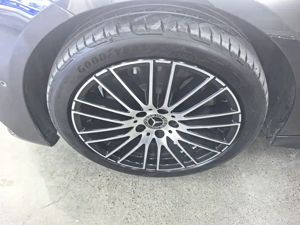 Mercedes-Benz C-Class 2021