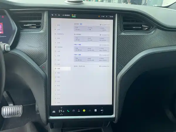 Tesla Model X 2019