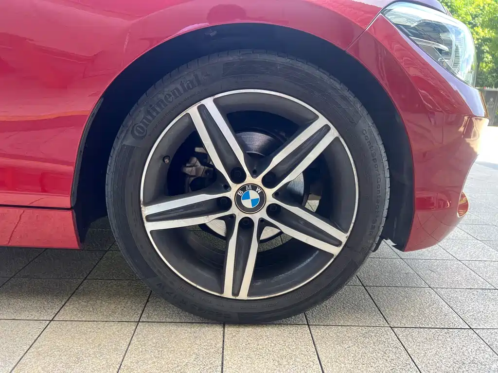 BMW 1 Series 2019