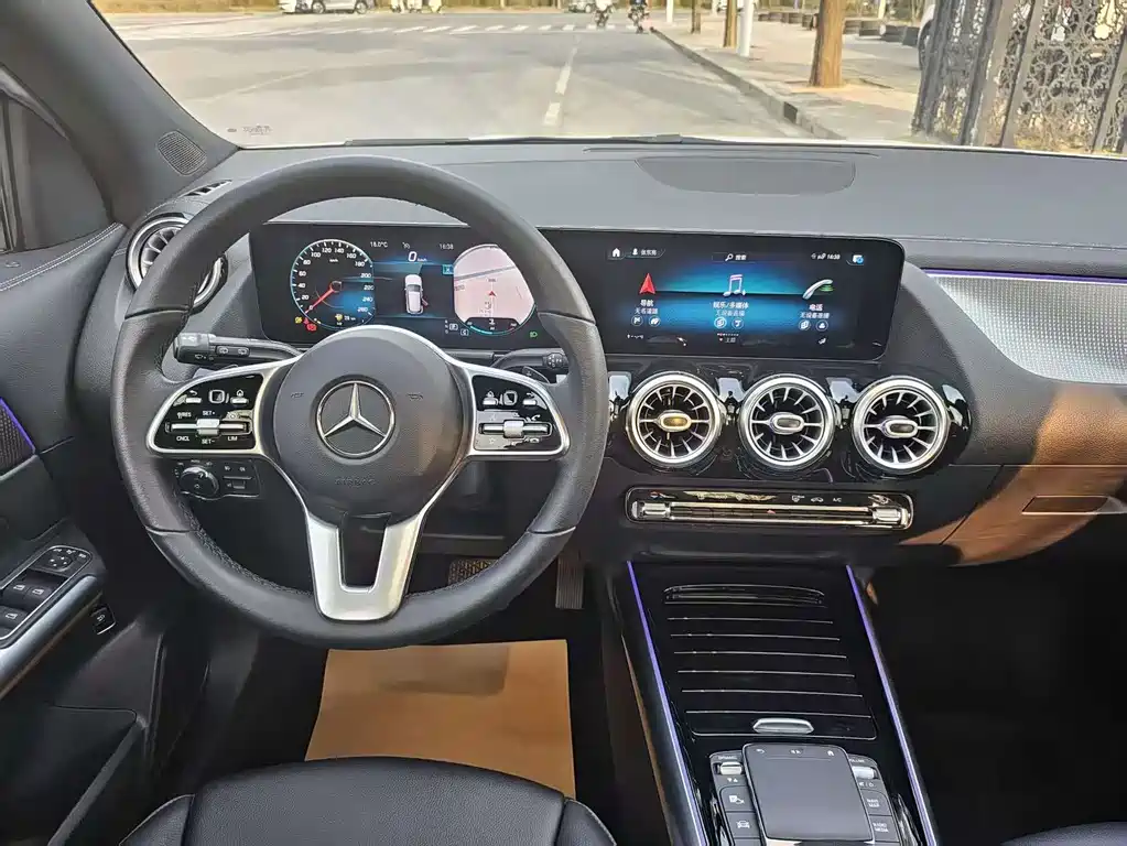 Mercedes-Benz GLA 2021 — фото 12