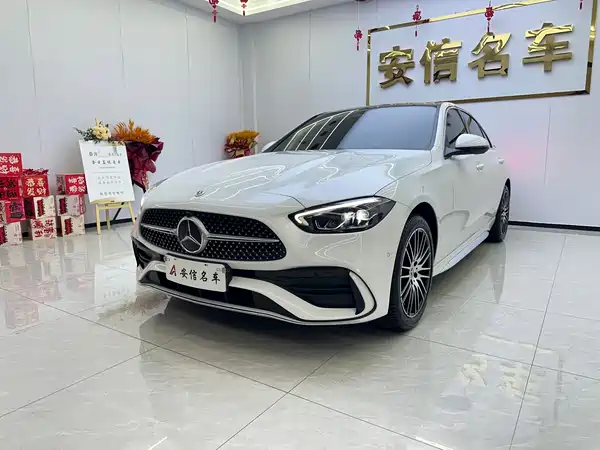 Mercedes-Benz C-Class 2024