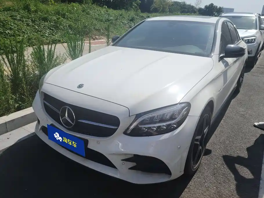 Mercedes-Benz C-Class 2021